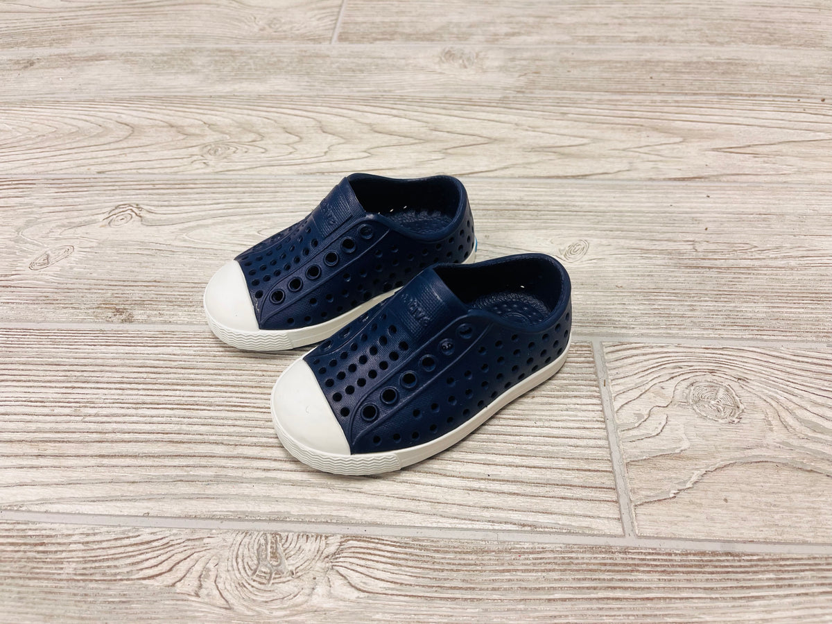 Native Jefferson Slide Ons