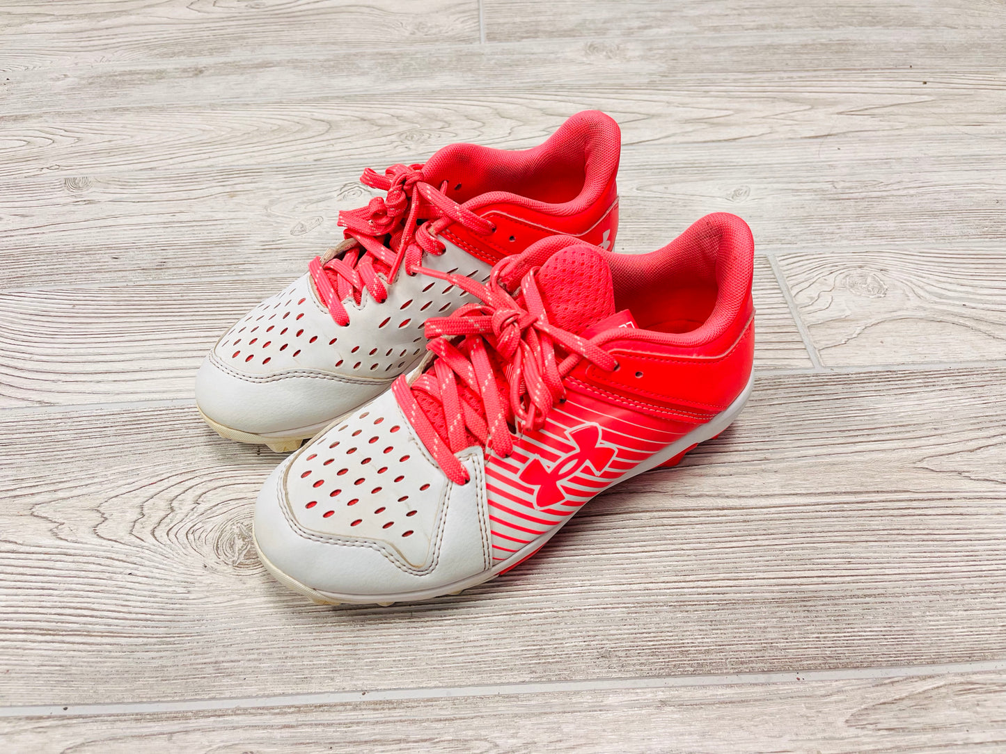 Under Armour Leadoff Softball Cleats