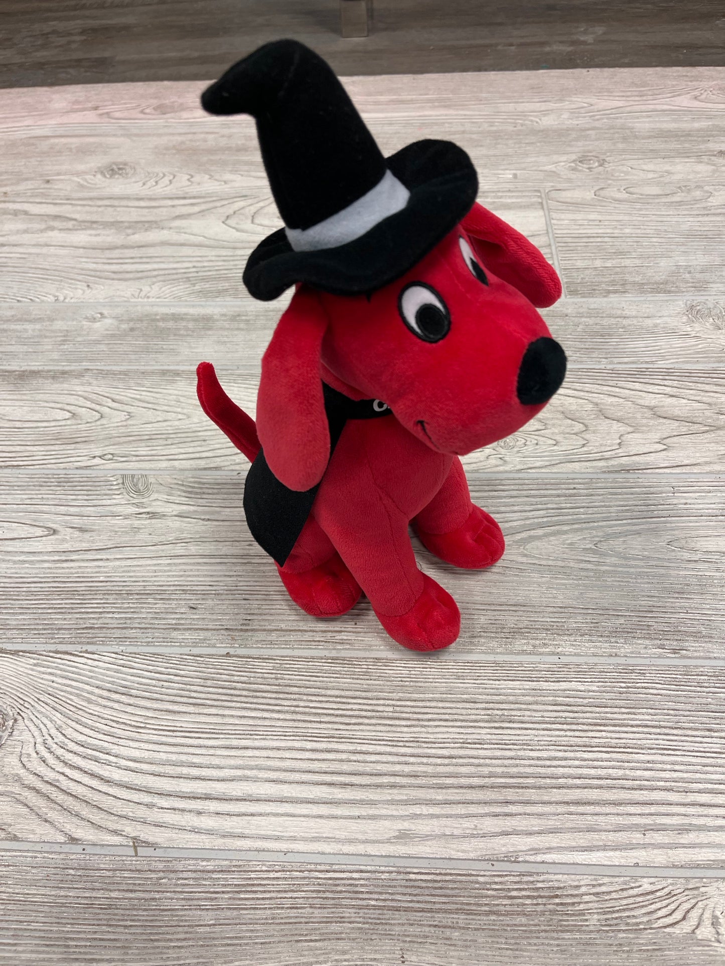 Kohl’s Cares - Halloween Clifford