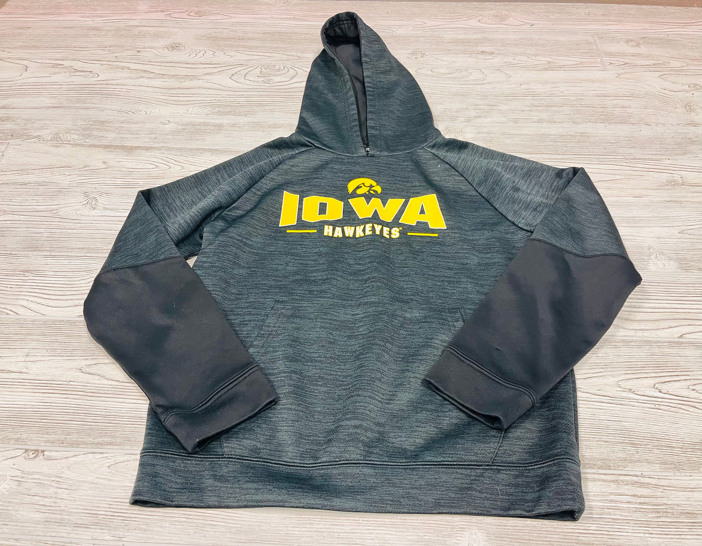 Colosseum Iowa Hawkeyes Hooded Athletic Sweatshirt
