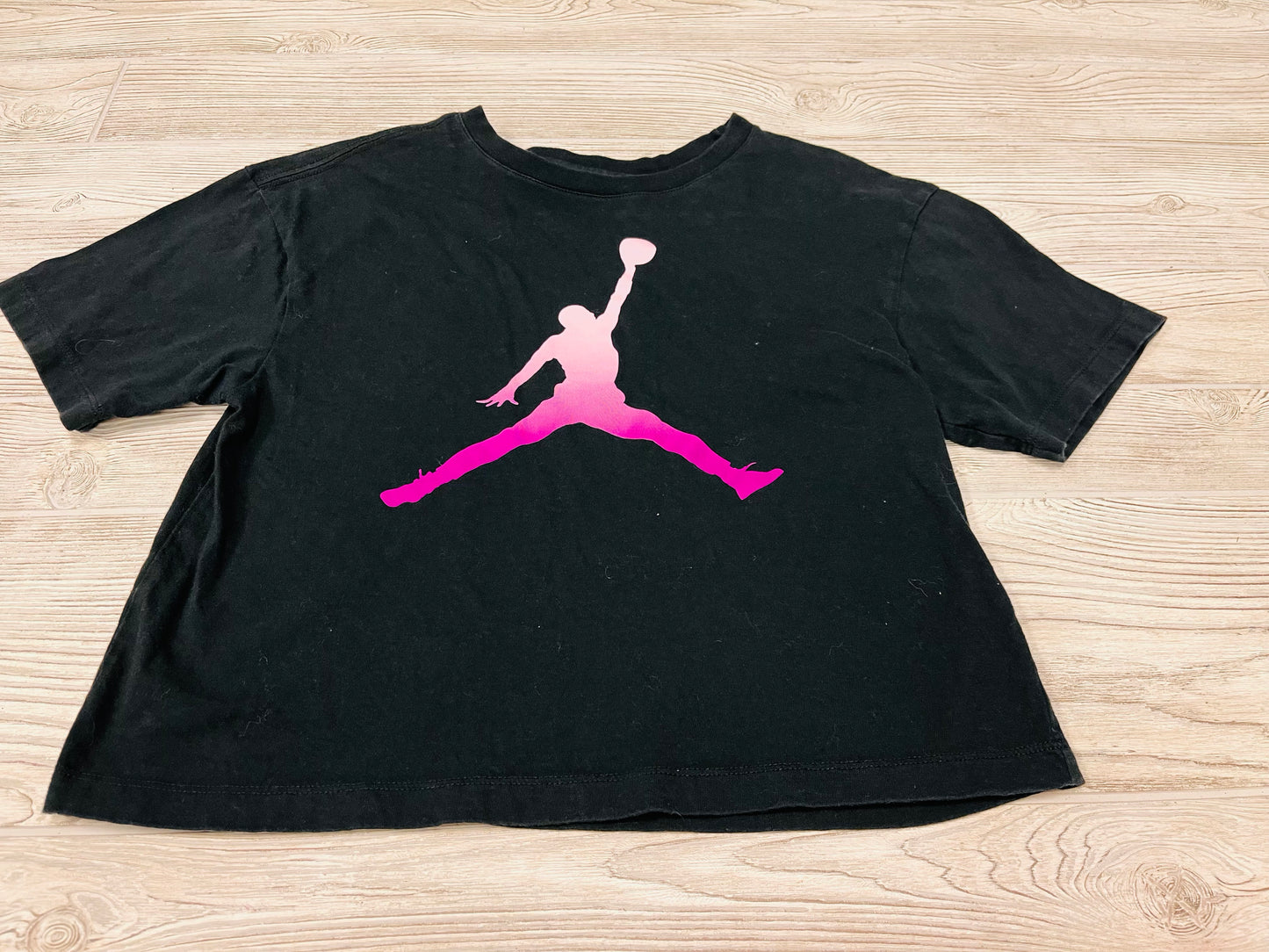Nike Air Jordan Cropped Short Sleeve Shirt