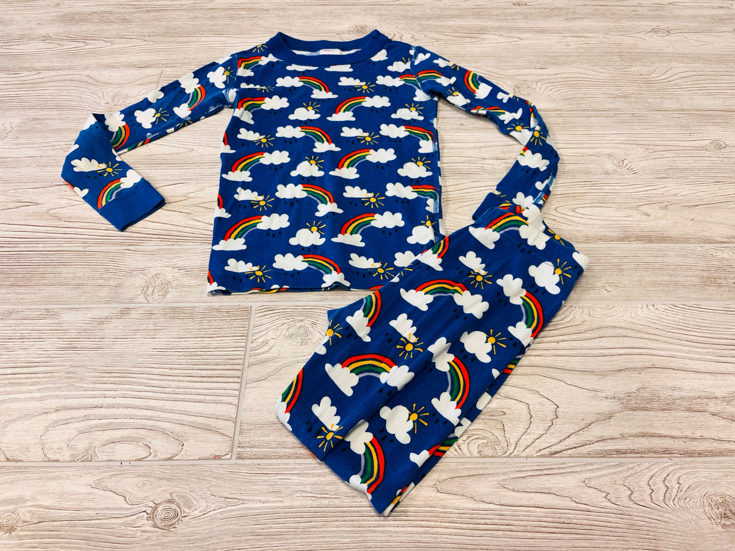 HannaAndersson Rainbow Print Pajamas