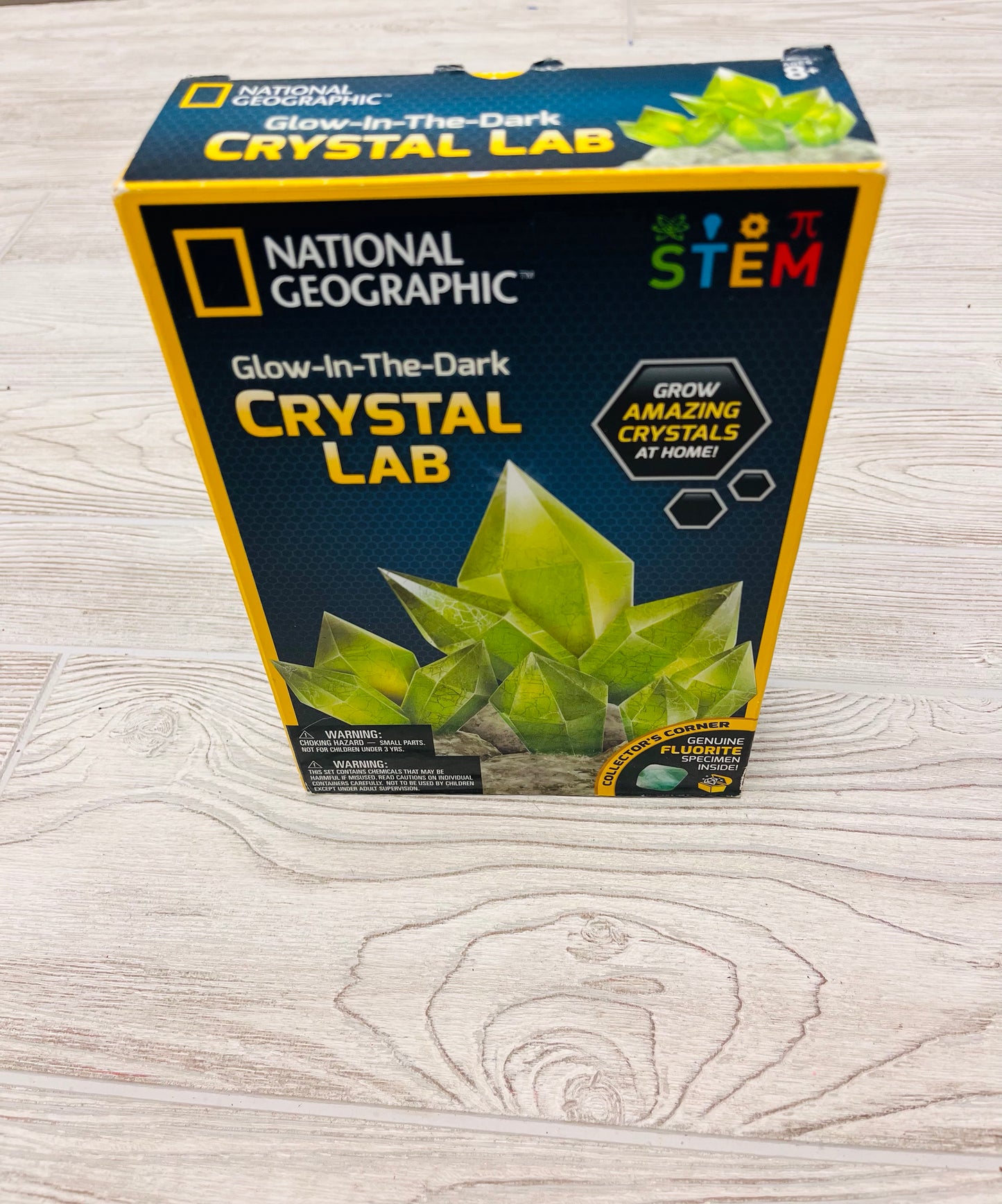 National Geographic Glow-In-The-Dark Crystal Lab