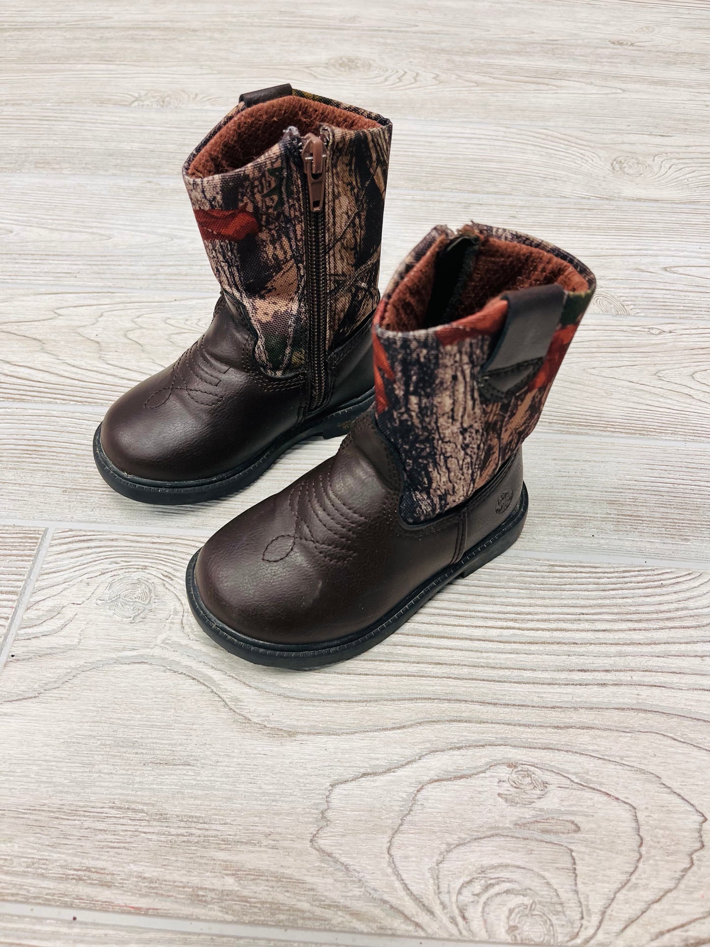 Northside Camouflage Boots