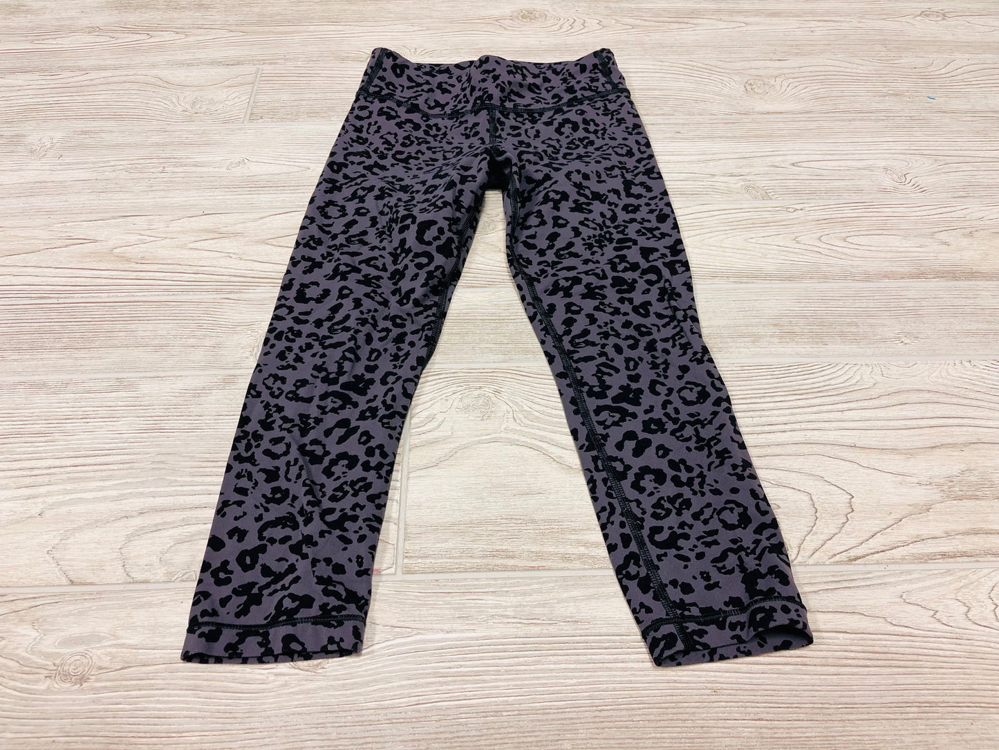 Athleta Girl Chit Chat Capri Printed