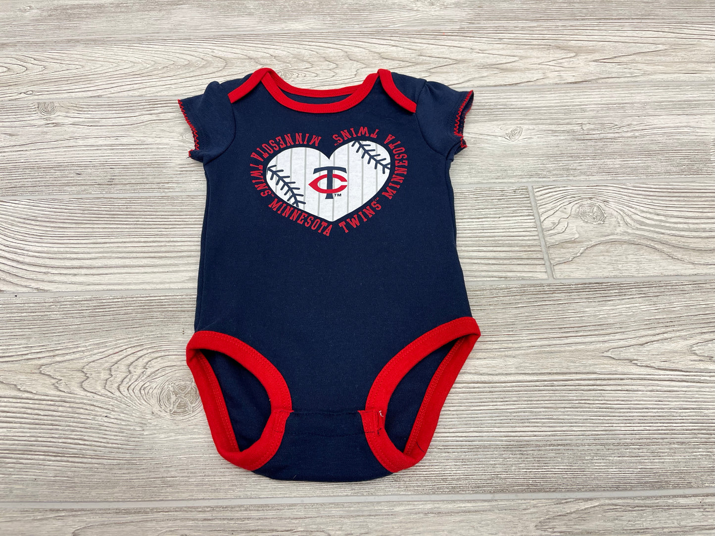 Genuine Merchandise Minnesota Twins Short Sleeve Onesie