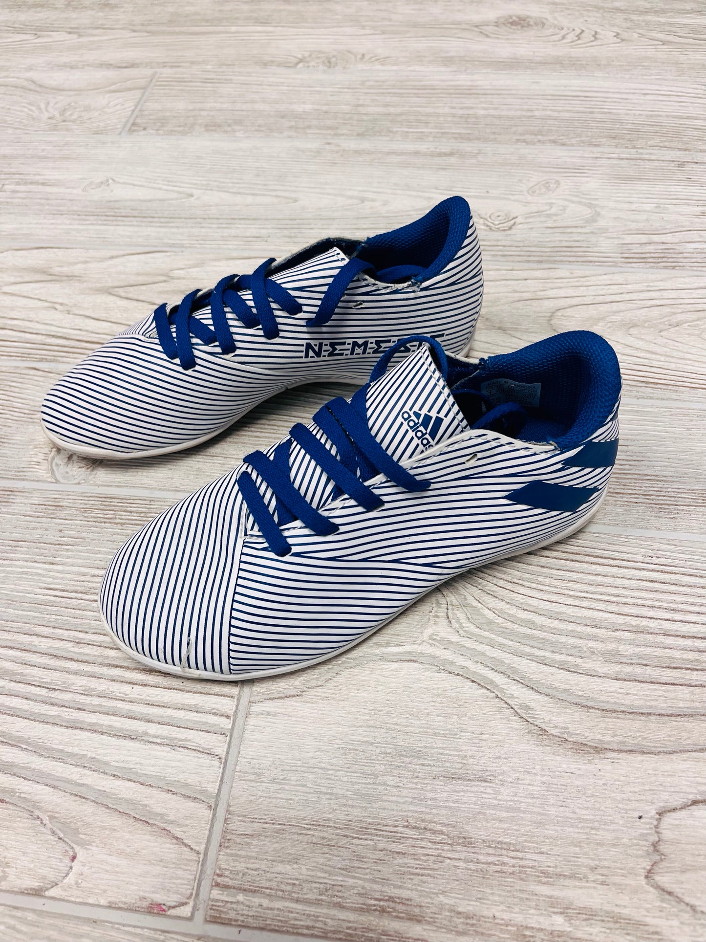 Adidas Nemeziz Indoor Soccer Shoes