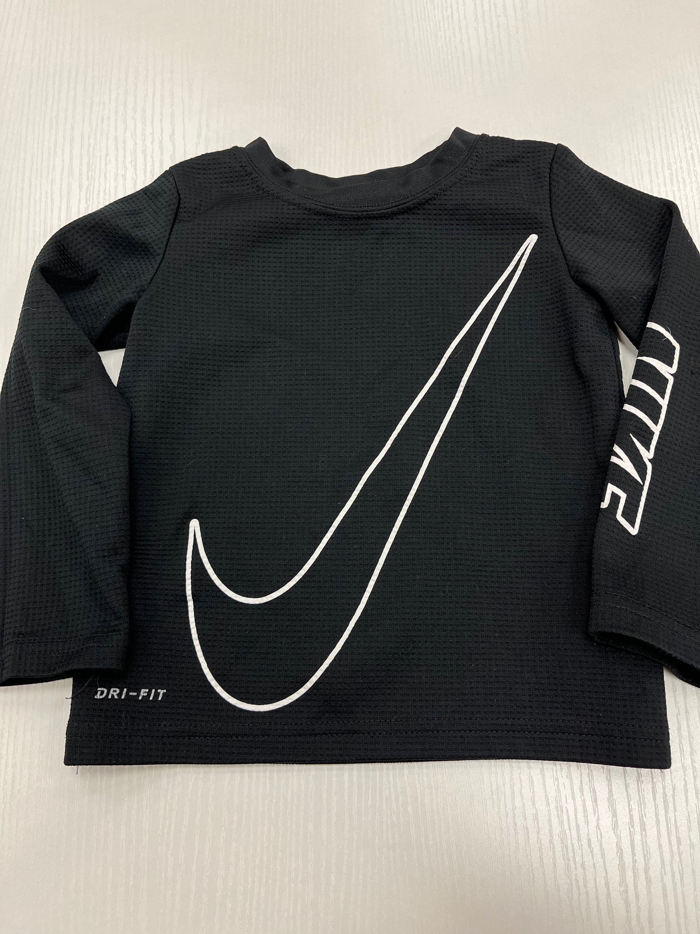 Nike Dri-Fit Long Sleeve Shirt