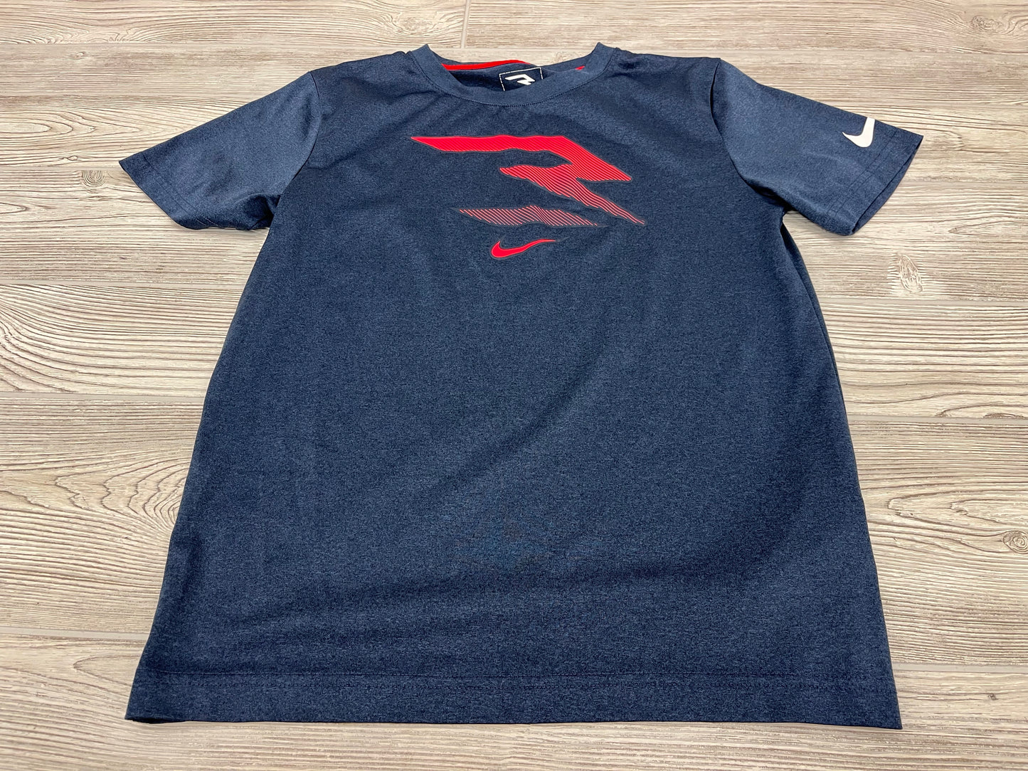 Nike Athletic Short Sleeve Shirt