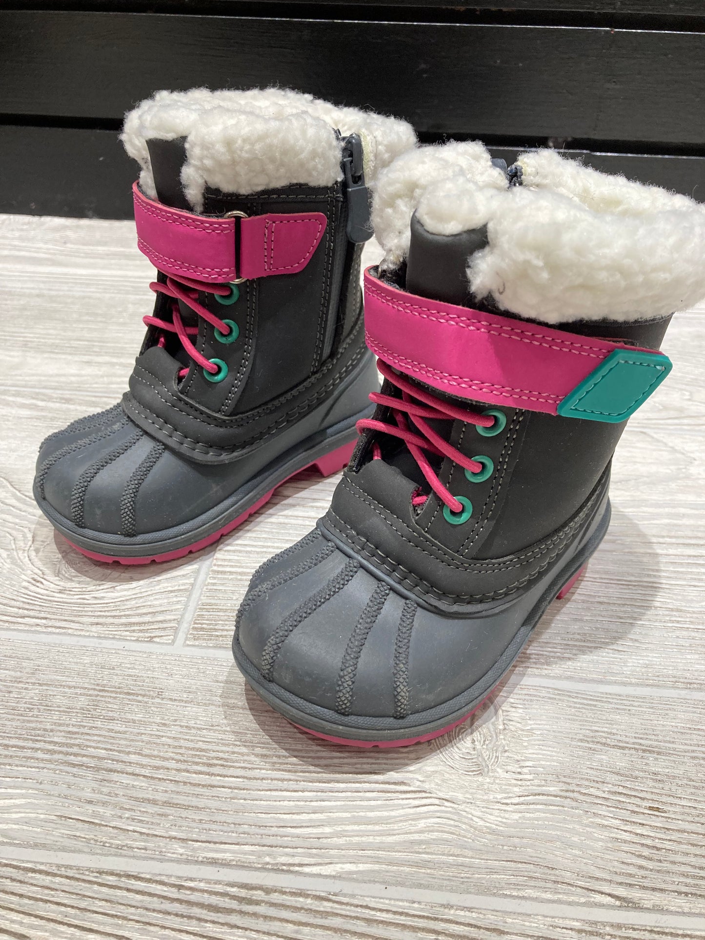 Cat & Jack Girls Snow Boots