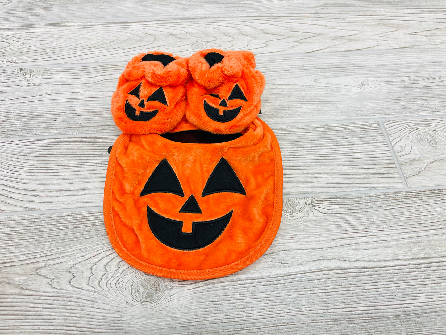 Halloween Bib and Booties