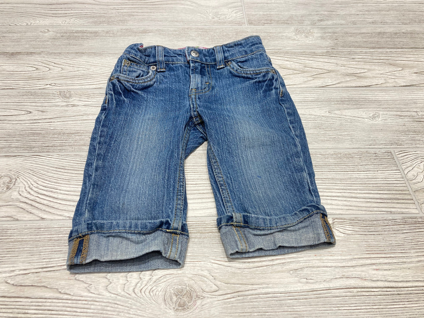 Levi’s Capris