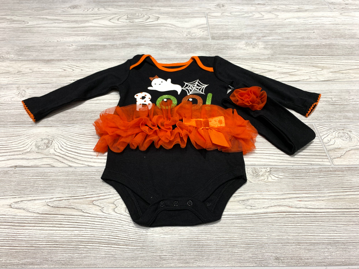 “BOO” Long Sleeve Onesie with Headband