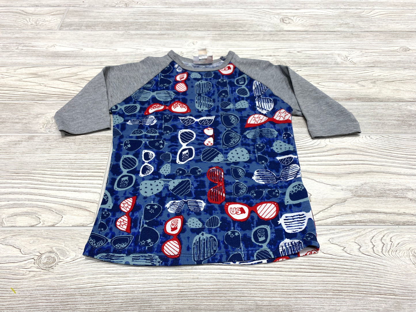 Lularoe Sunglasses Print Shirt