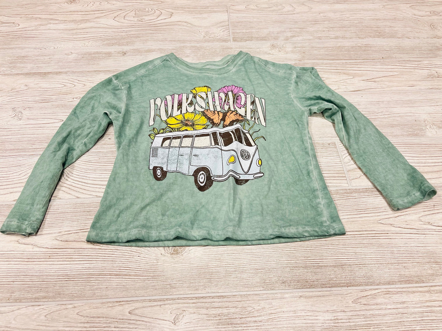 Volkswagen Cropped Long Sleeve Shirt