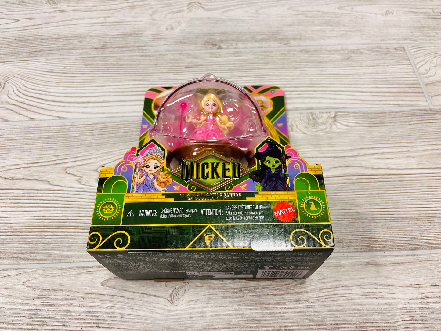 Wicked Glenda’s Floating Bubble
