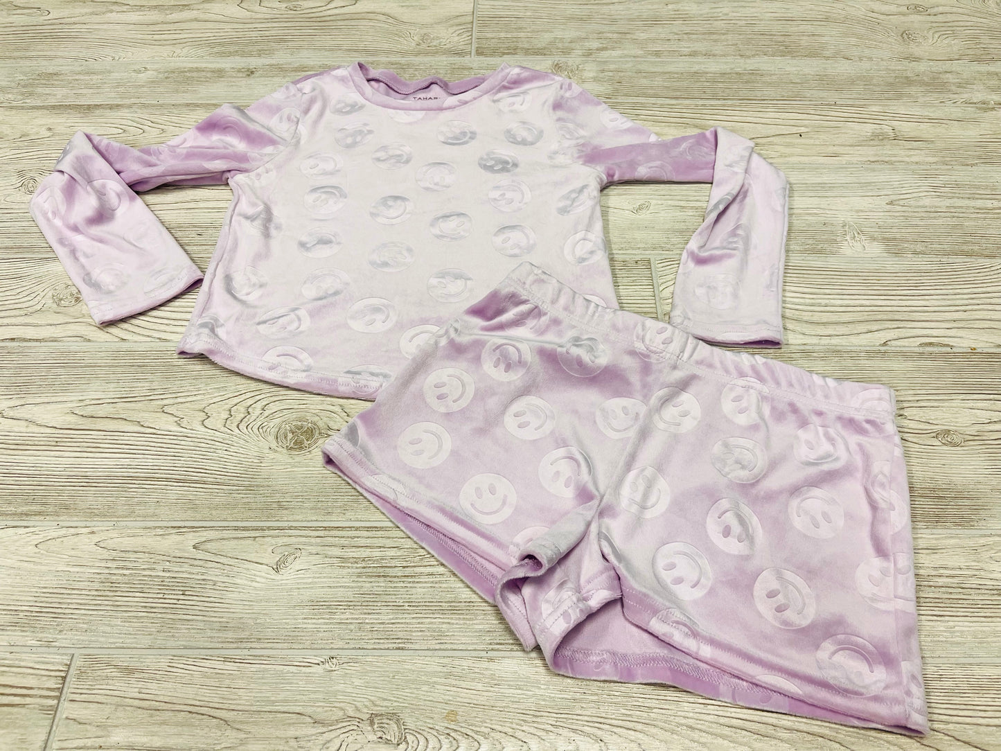 Tahari Pajamas