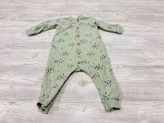Quincy Mae Pine Tree Print Outfit