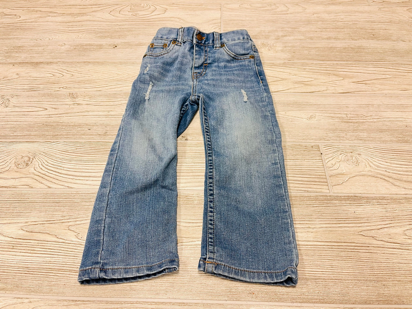 Levi’s 514 Straight Jeans