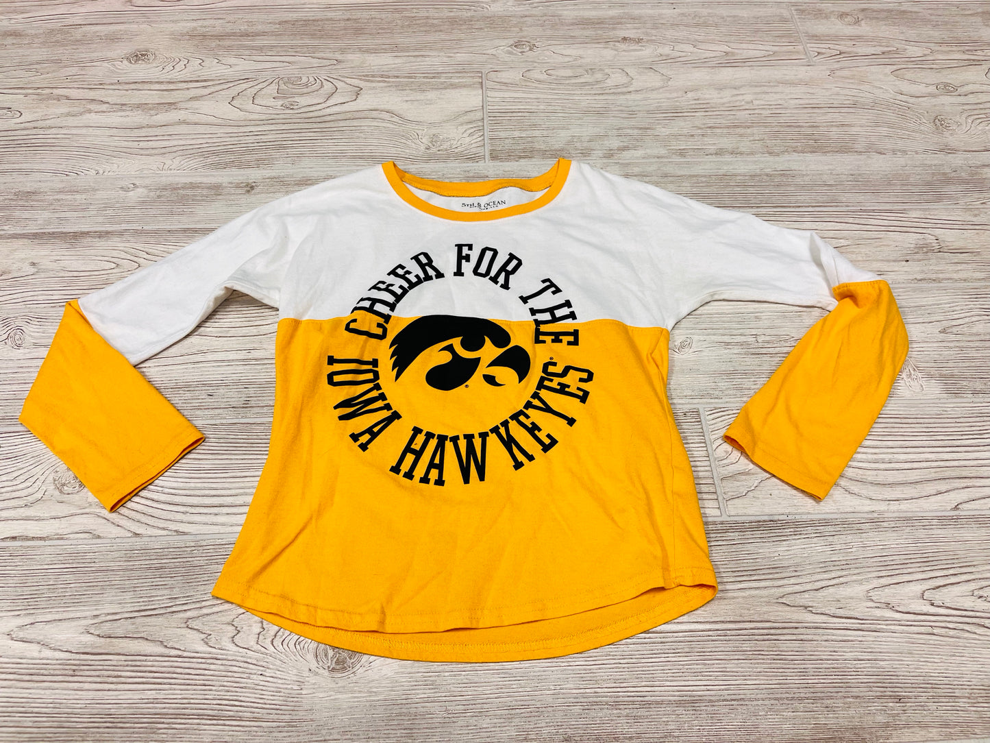 5th & Ocean “Cheer For The Iowa Hawkeyes” Long Sleeve Shirt