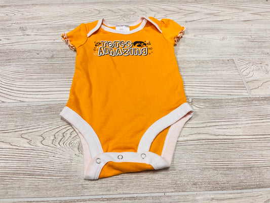 Rivalry Threads “Totes Amazing” Hawkeyes Short Sleeve Onesie