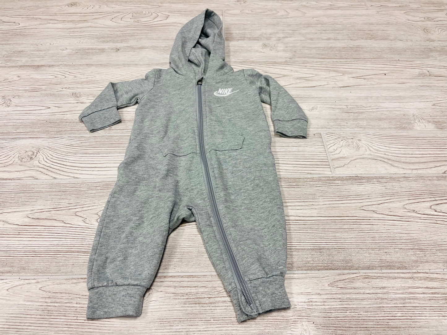 Nike Hooded Zip Up Outfit
