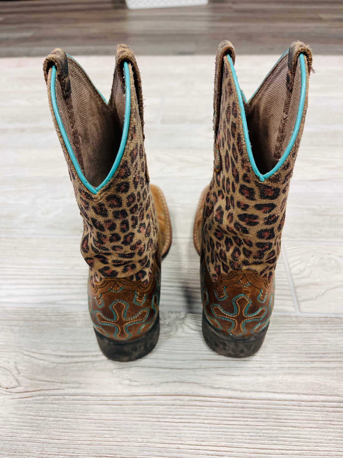 Ariat Round Up Crossroads Western Boots