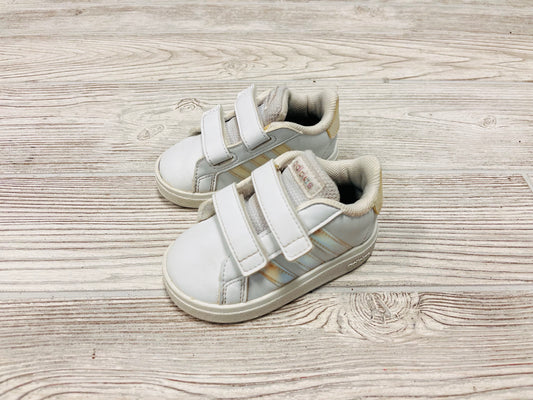Adidas Grand Court Sneakers