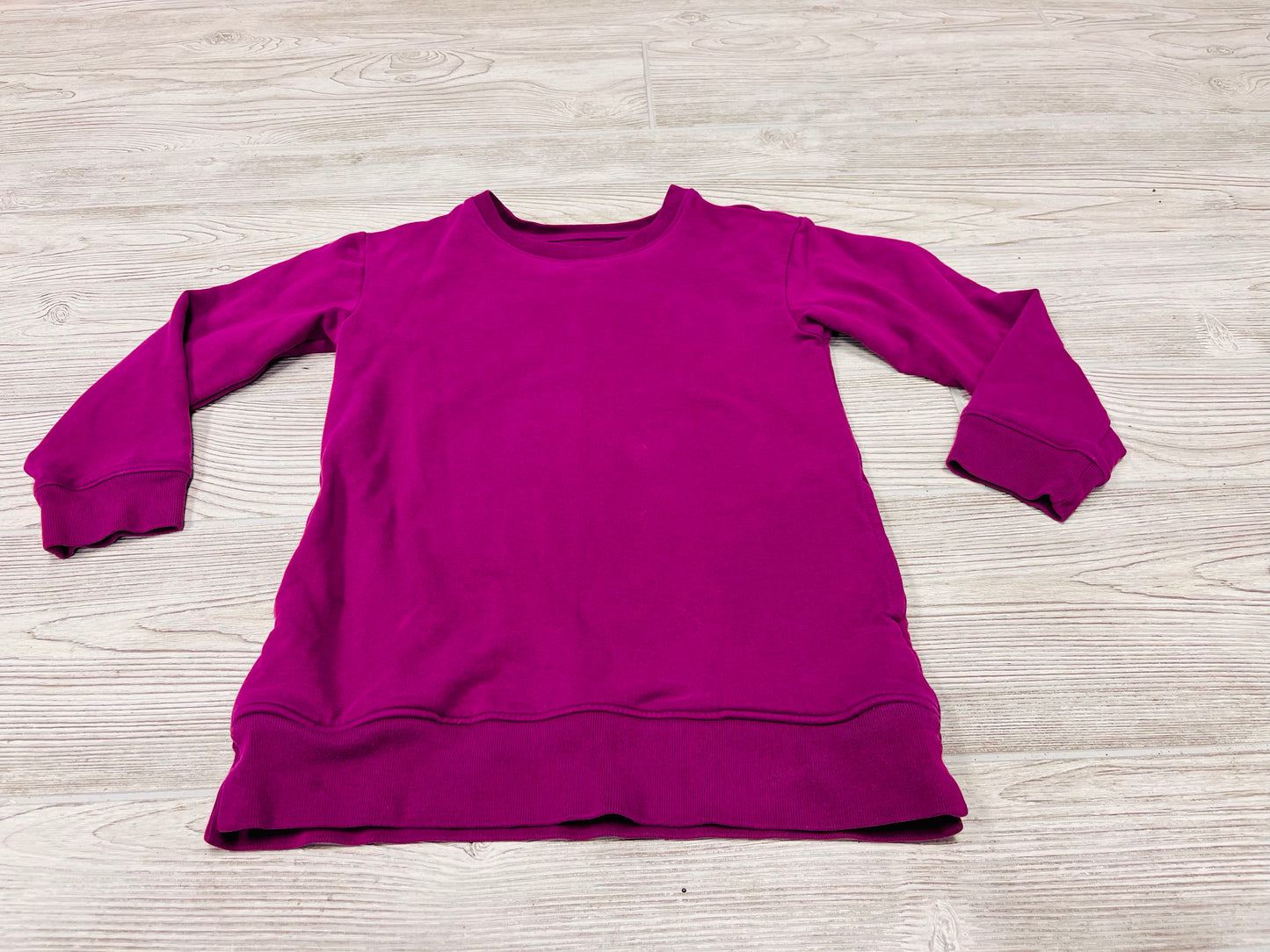 Primary Pocket Sweatshirt