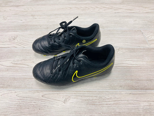 Nike Tiempo Legend Cleats