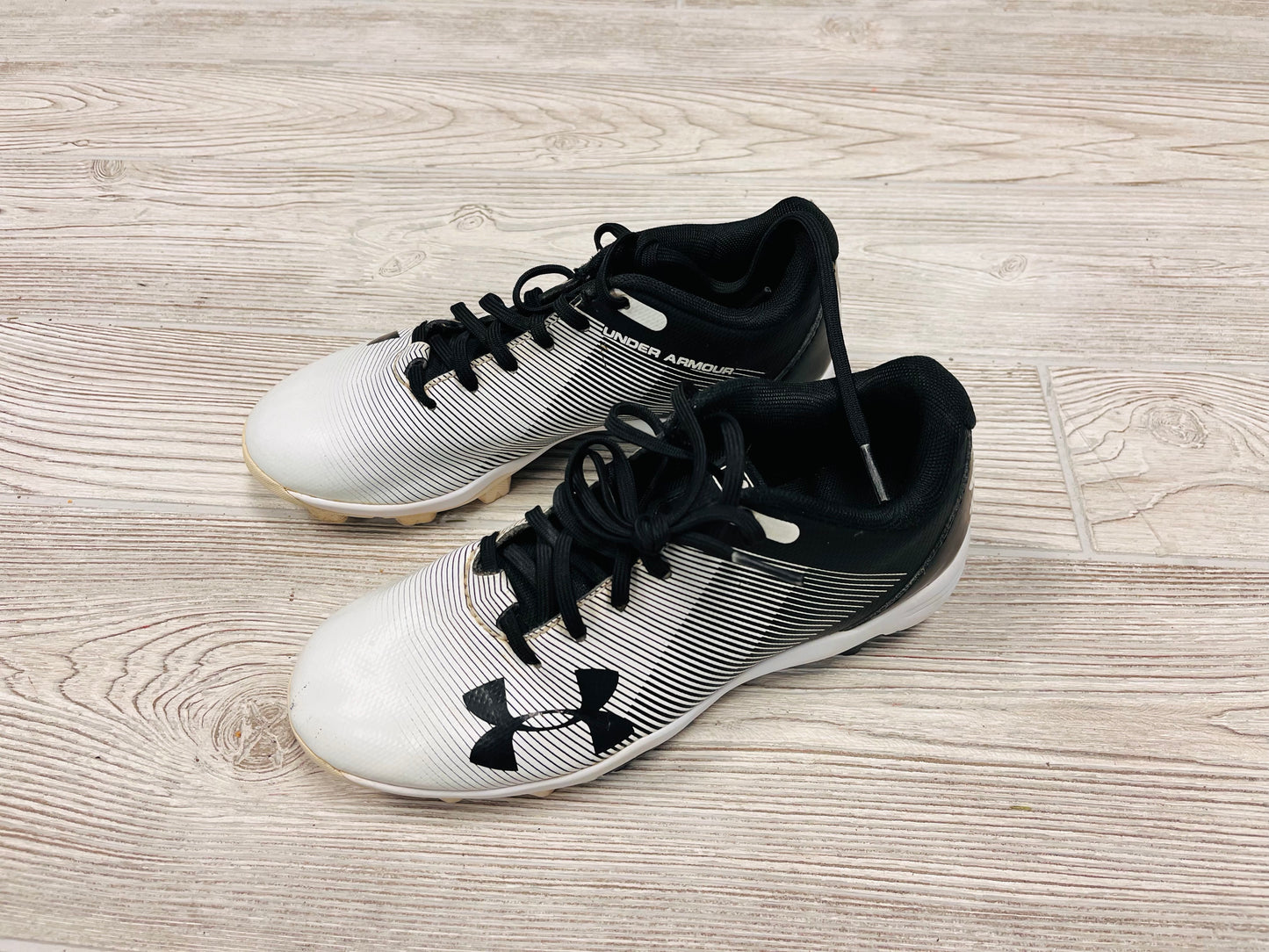 Under Armour Leadoff Low Baseball Cleats