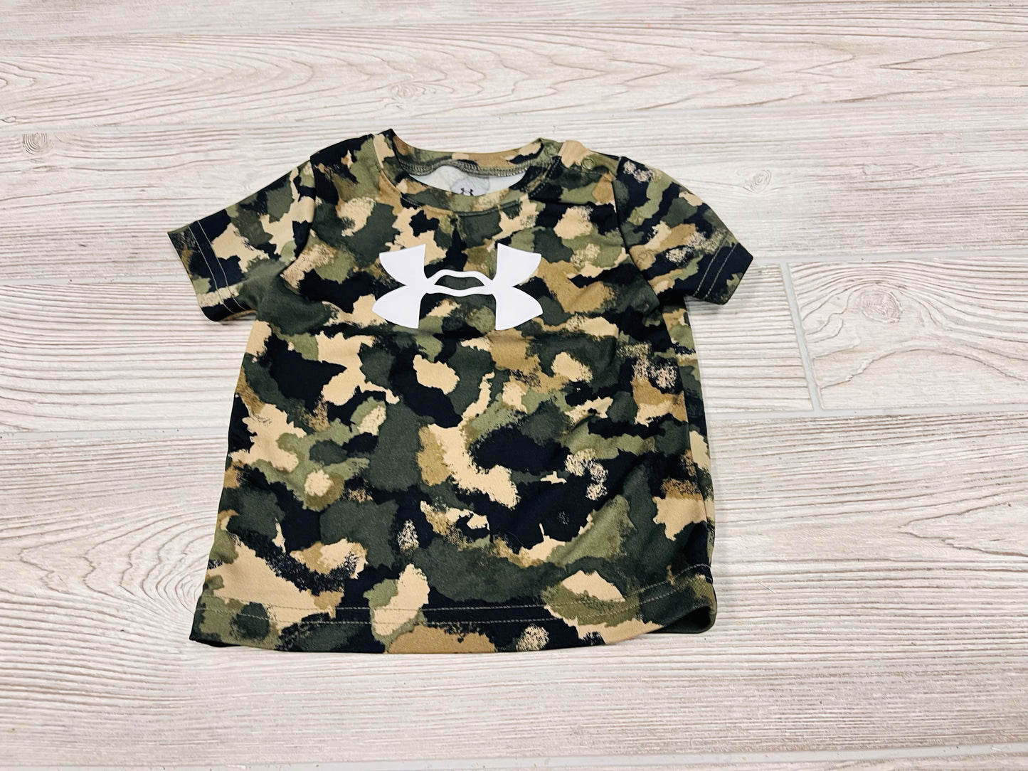 Under Armour Athletic Camouflage Short Sleeve Shirt