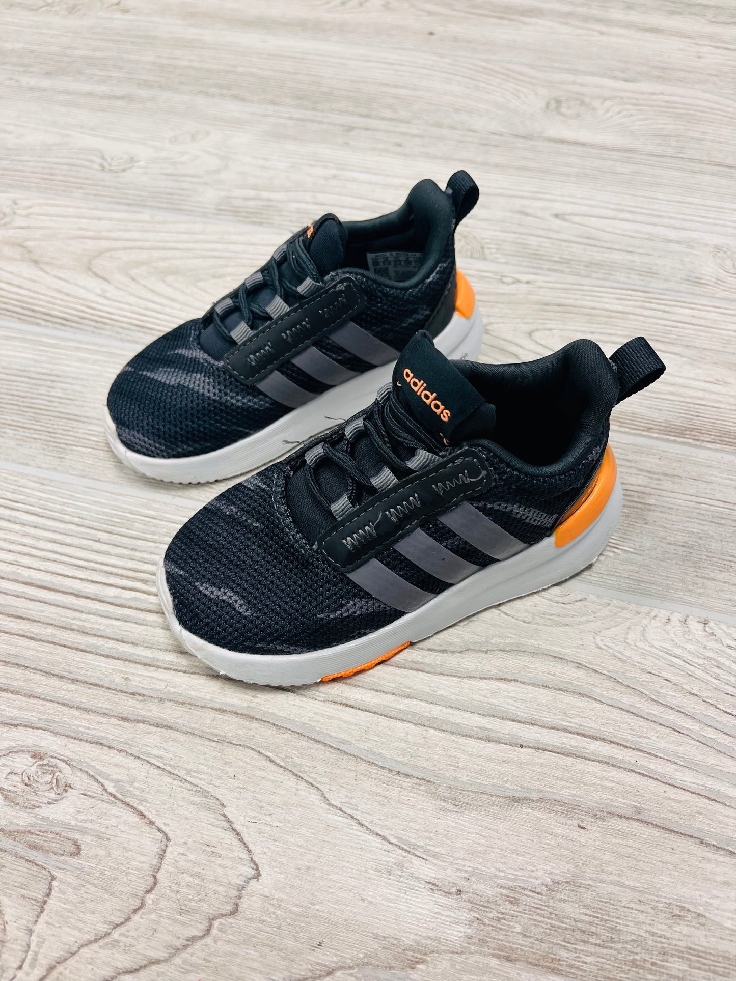 Adidas Racer Sneakers