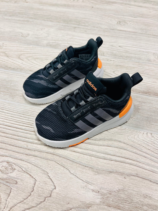 Adidas Racer Sneakers