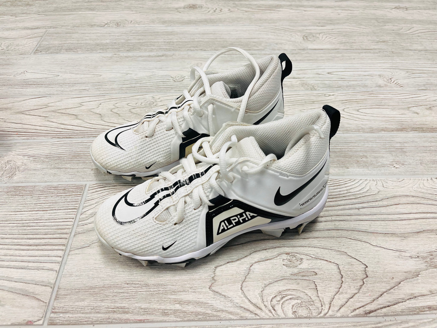 Nike Alpha Fast Flex Football Cleats