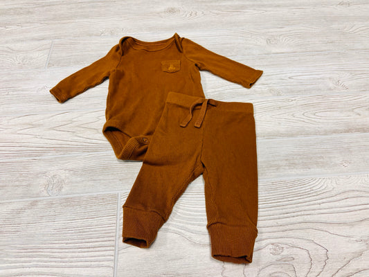 GAP Two Piece Outfit