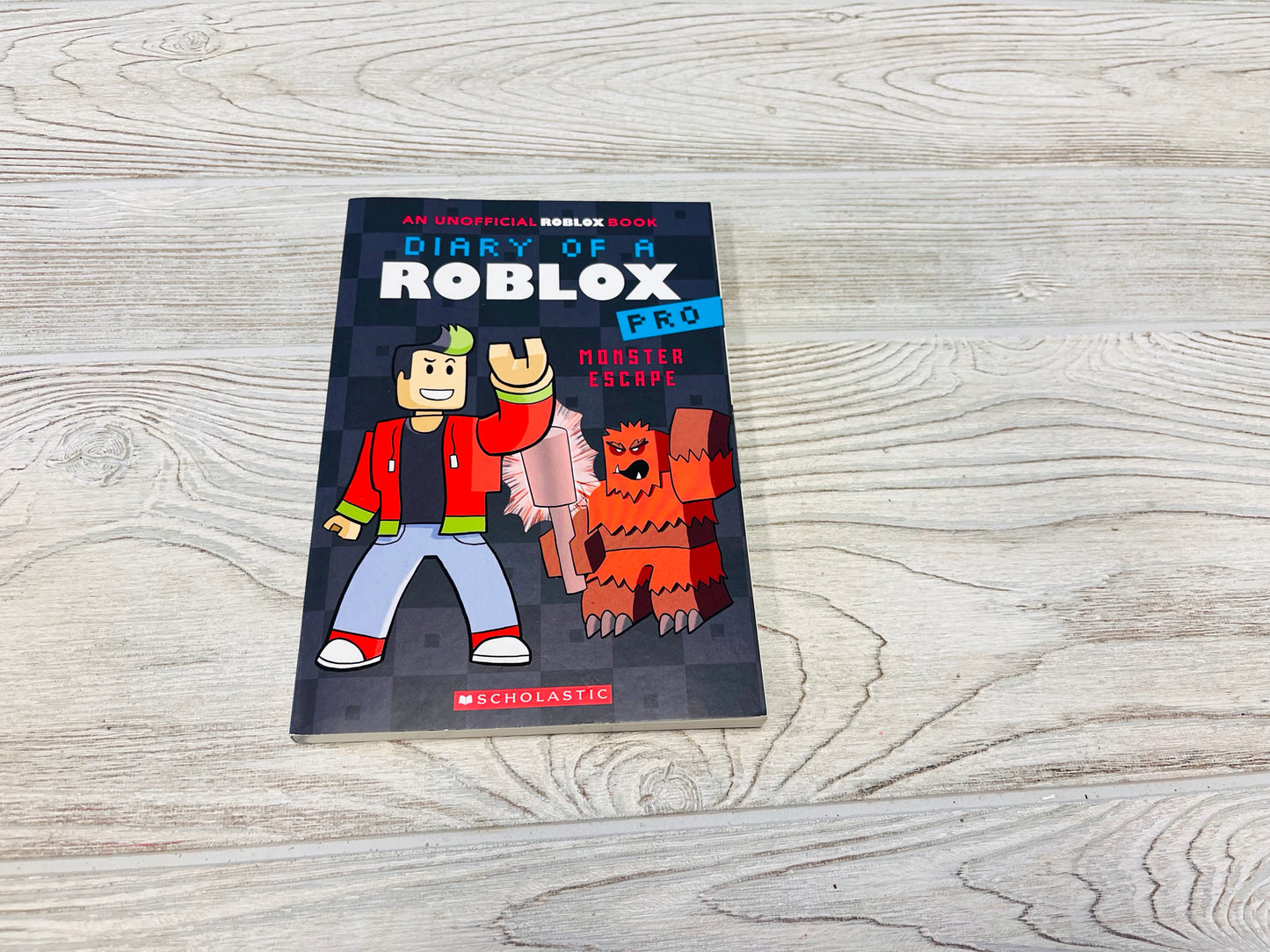 Diary Of A Roblox Pro - Monster Escape