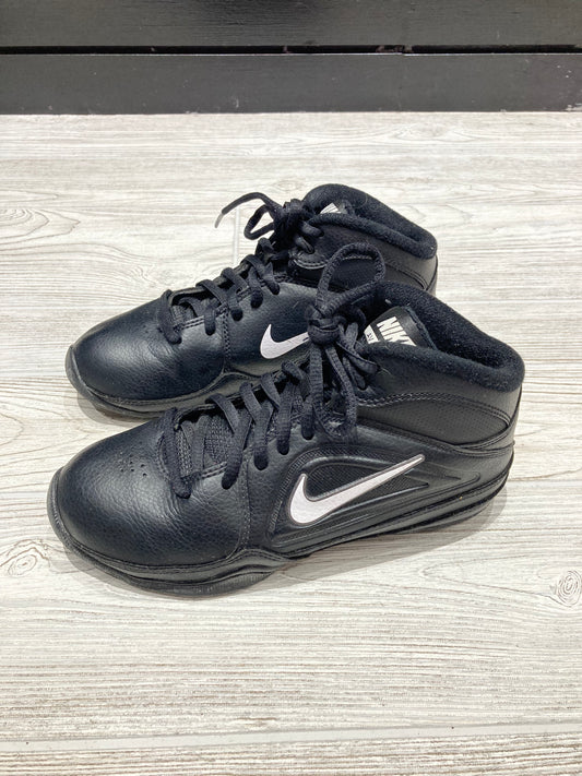 Nike AV Pro 3