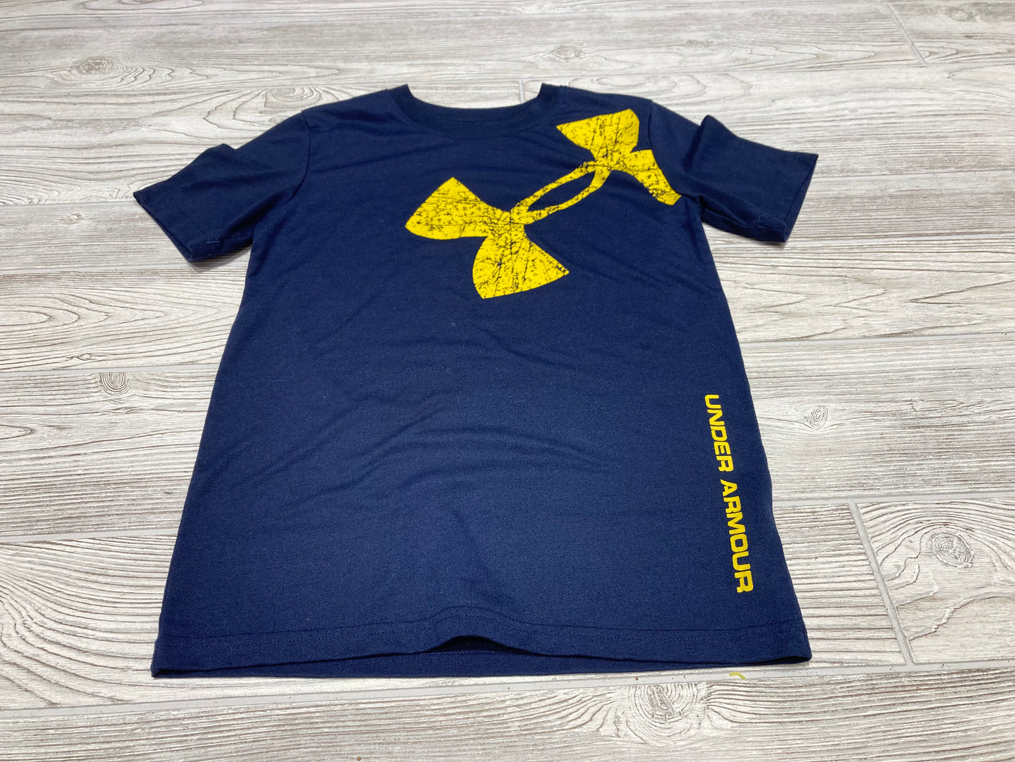 Under Armour Short Sleeve Shirt