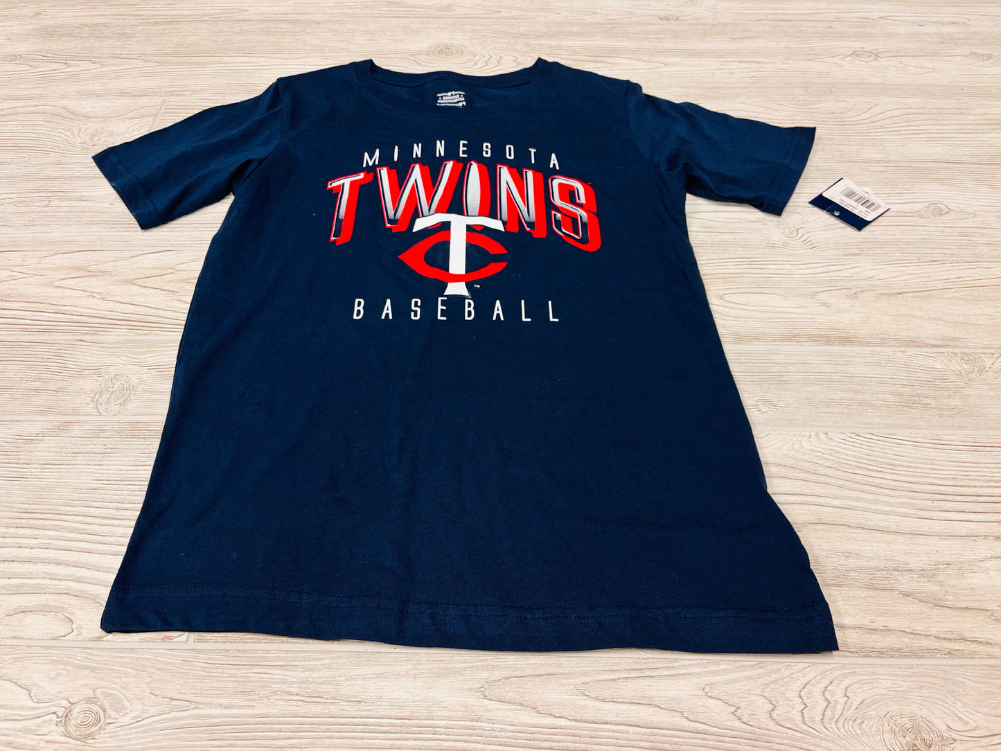 Genuine Merchandise Minnesota Twins Baseball Short Sleeve Shirt