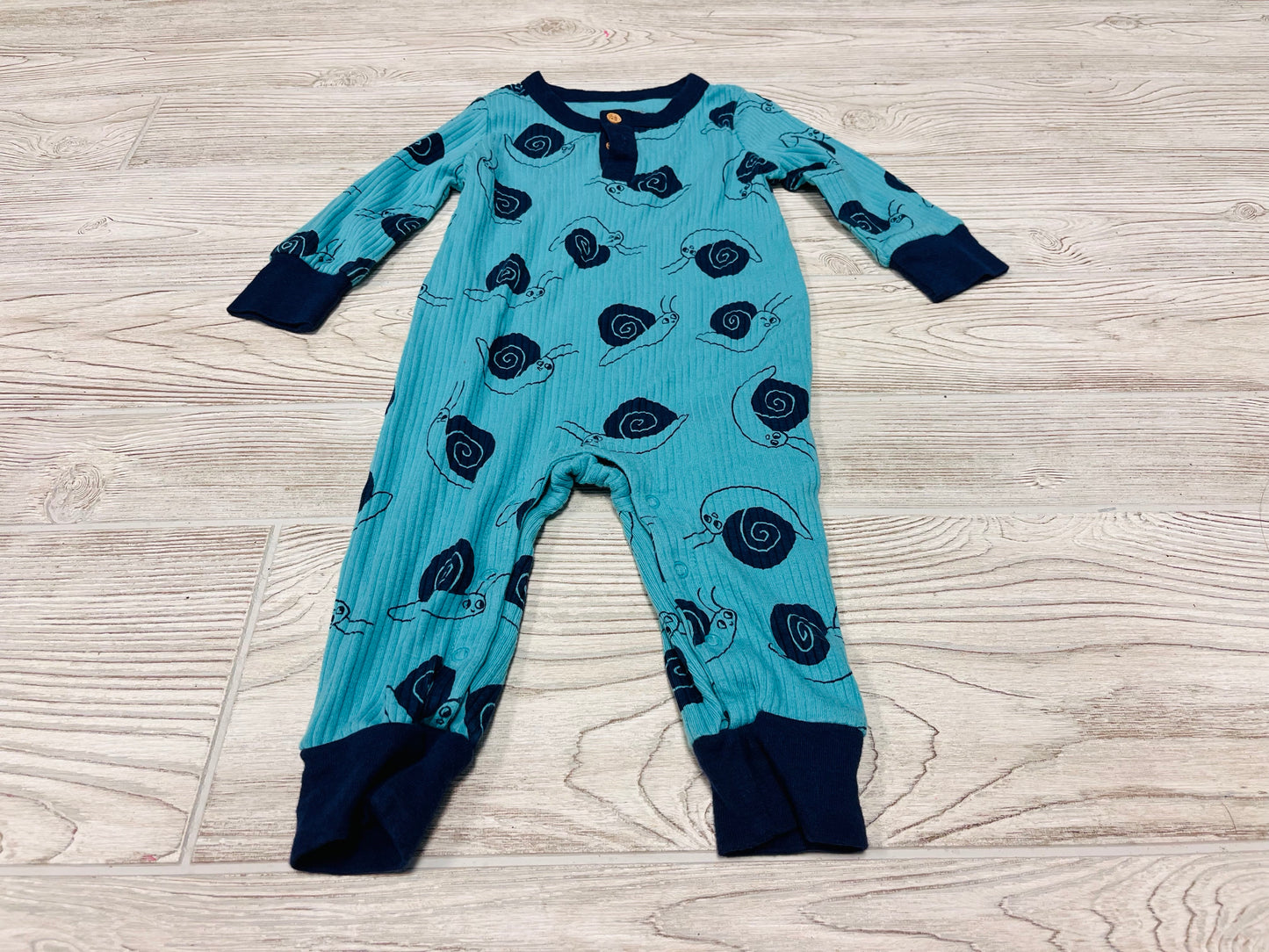 Cat & Jack Snail Print Outfit