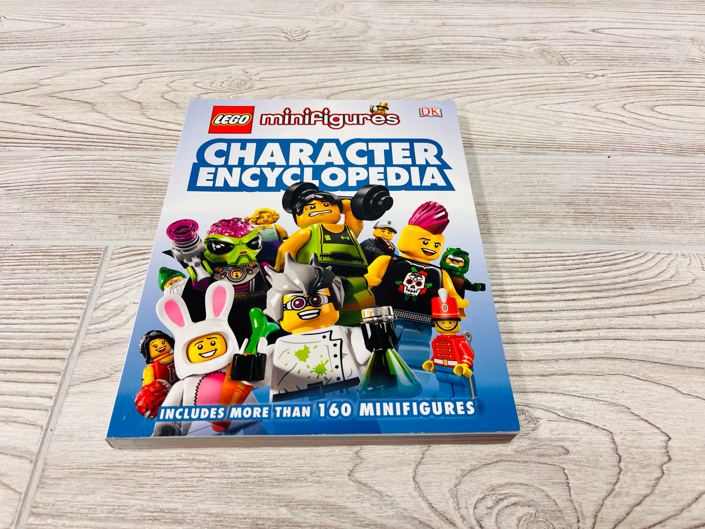 DK LEGO®️Minifigures Character Encyclopedia