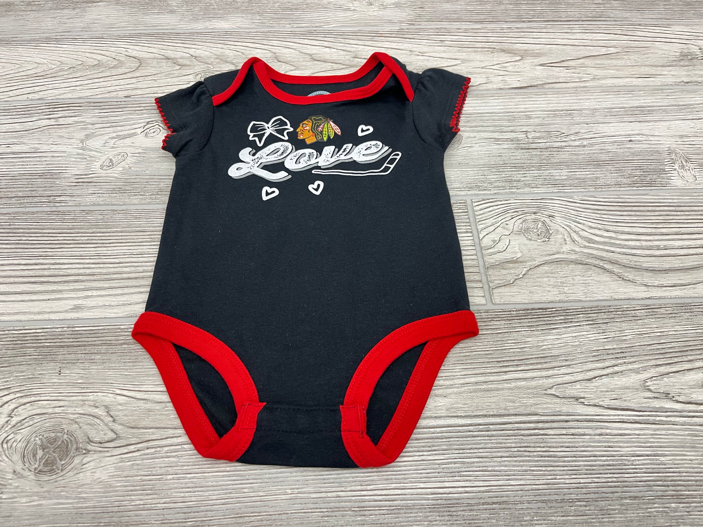 NHL Chicago Blackhawks “Love” Short Sleeve Onesie