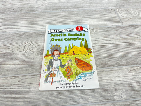 Amelia Bedelia Goes Camping