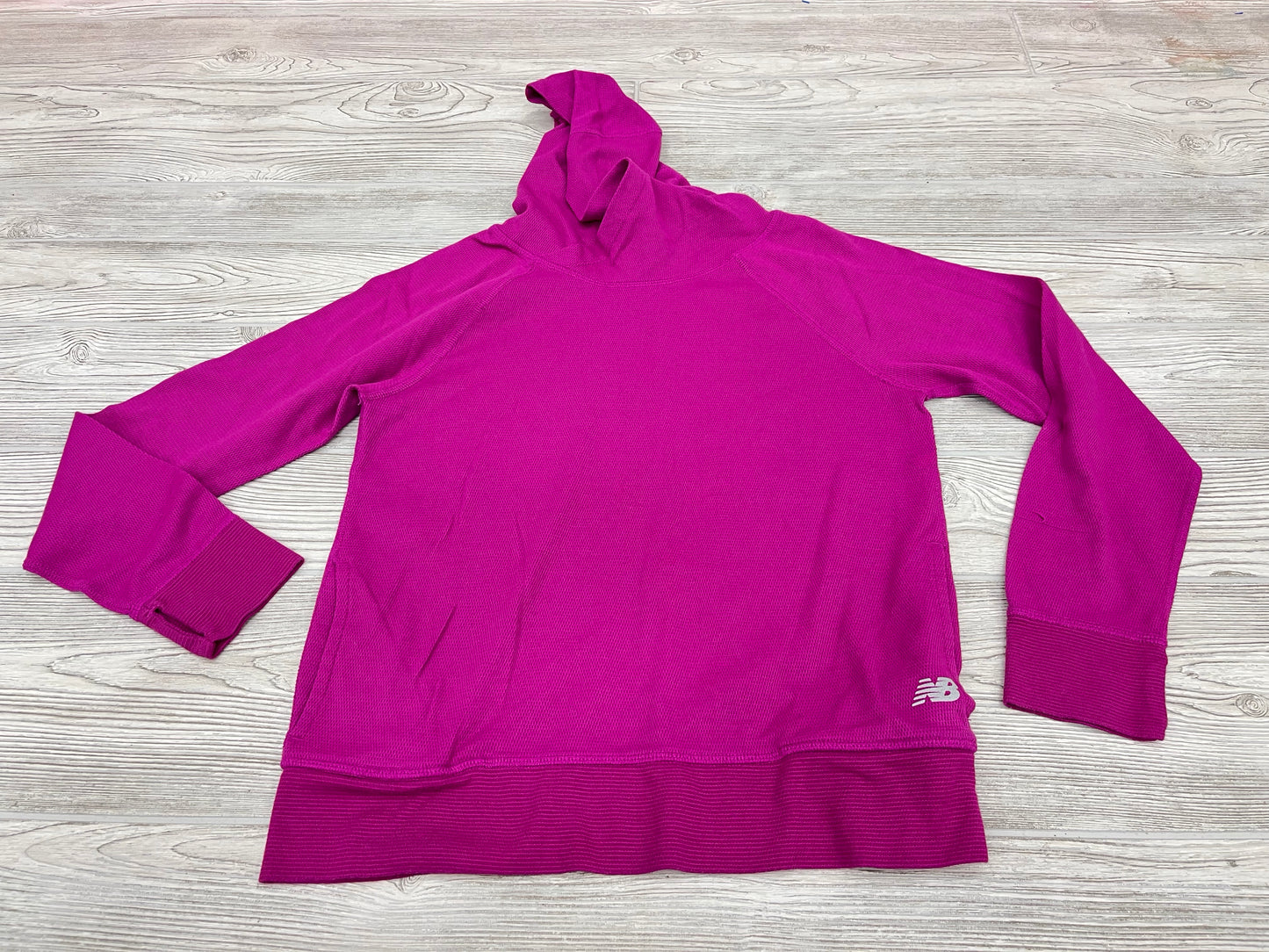 New Balance Hooded Long Sleeve Shirt