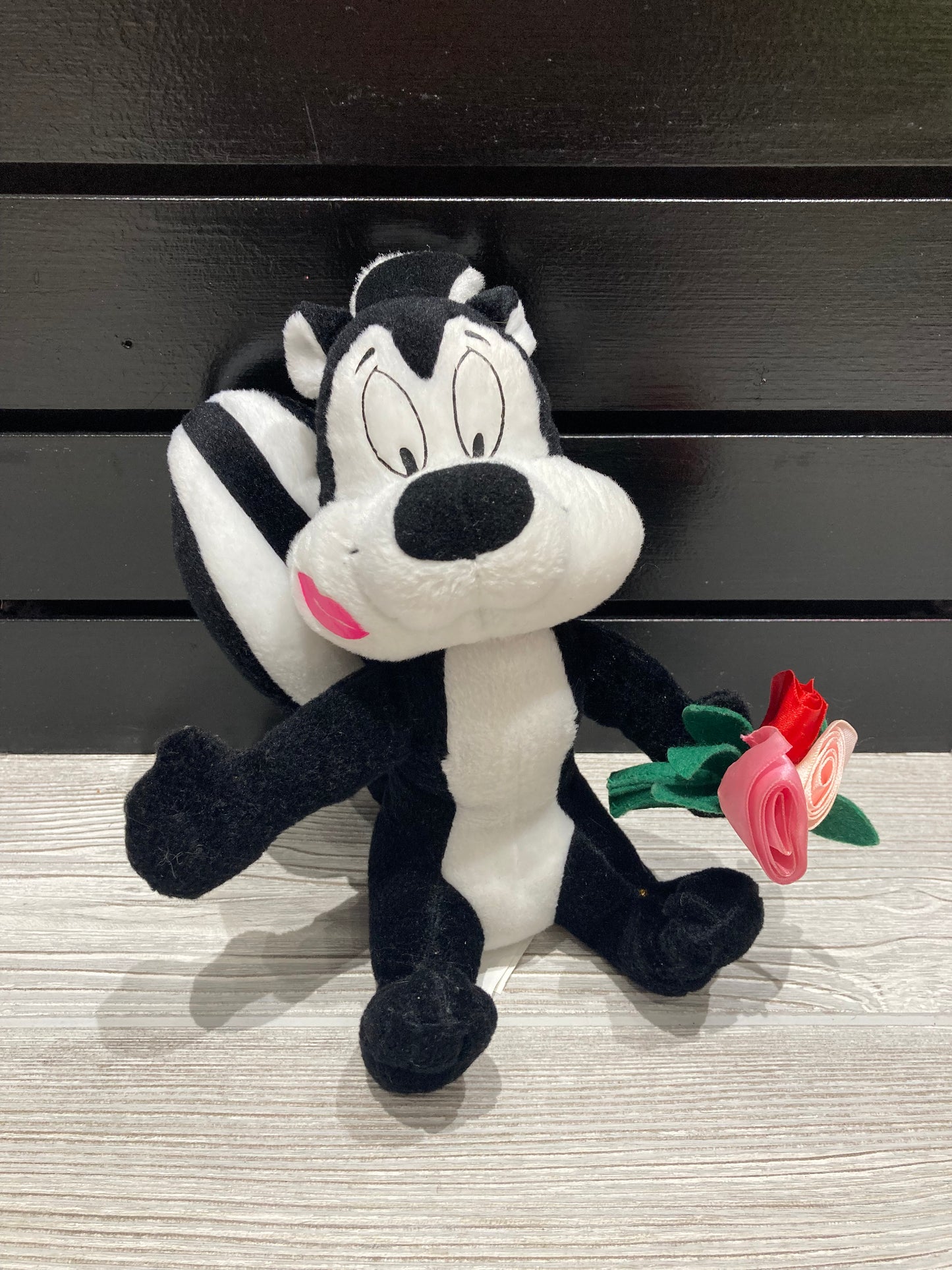 Looney Tunes Pepe Le Pew Valentine Plush