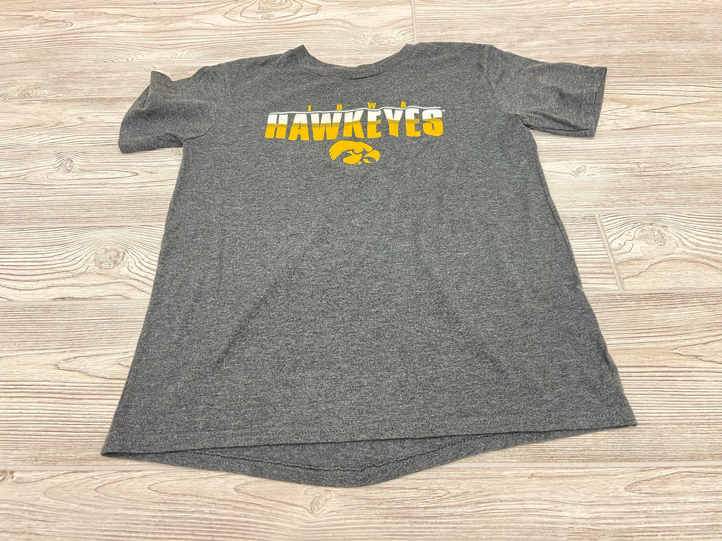 Rivalry Threads Iowa Hawkeyes Short Sleeve Shirt