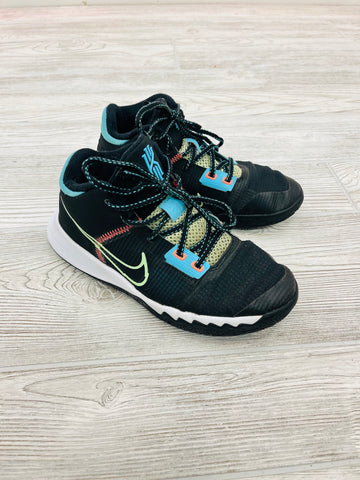 Nike Kyrie Flytrap High Tops