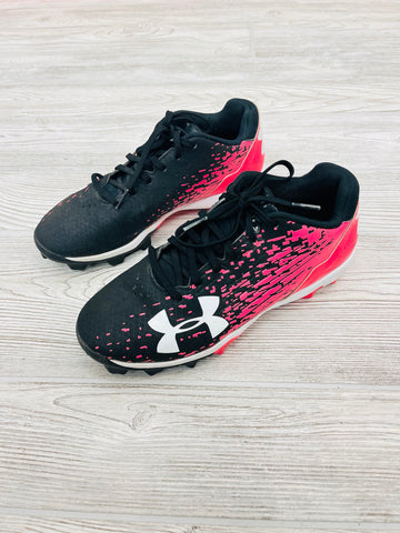 Under Armour Girls Softball Cleats