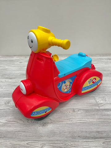 Fisher Price Laugh & Learn Smart Stages Scooter